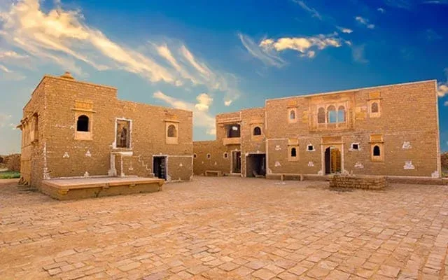 Abandoned stone houses in Kuldhara village