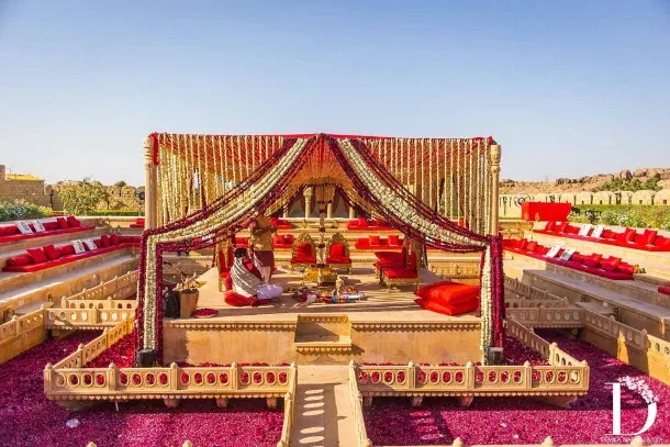Coach bus for group and wedding transport in Jaisalmer